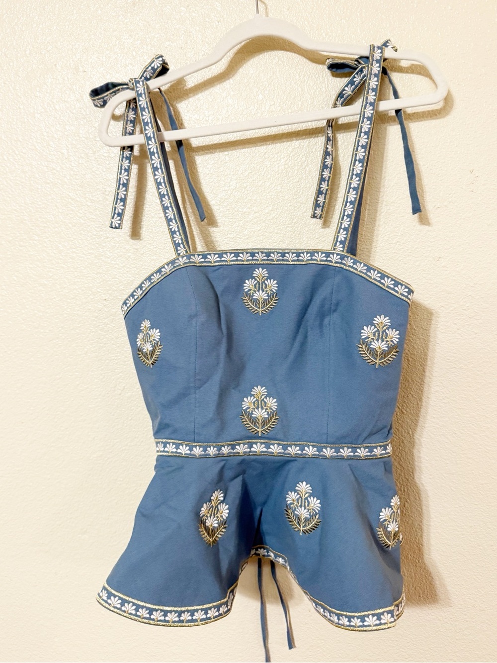 Rosewaterhouse Mina Linen Embroidered Peplum Floral Top in Pastel Blue/Ivory NEW - Picture 11 of 14